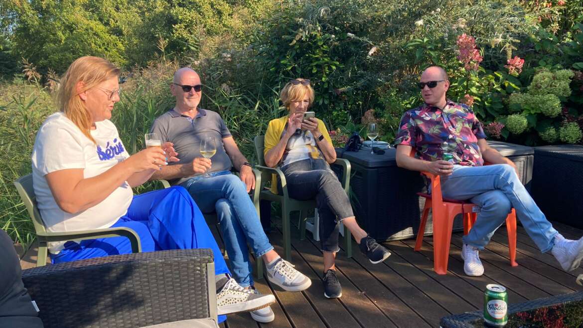 Jaarlijkse barbecue.